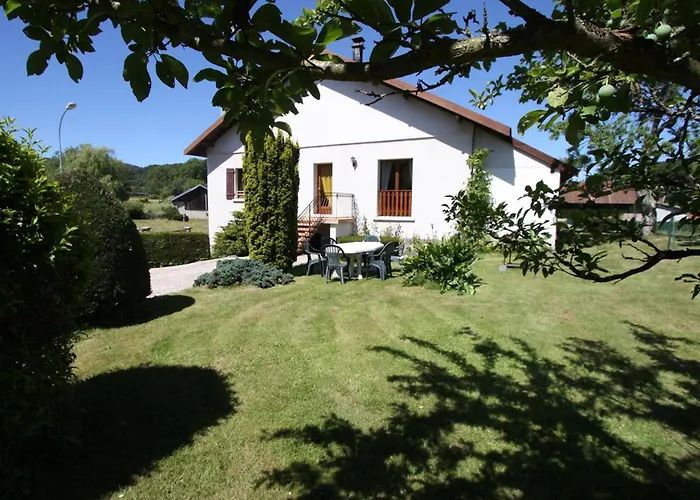 Familial Avec Jardin, Cheminee Et Parking A Jussarupt, Pres De Gerardmer - Fr-1-589-320