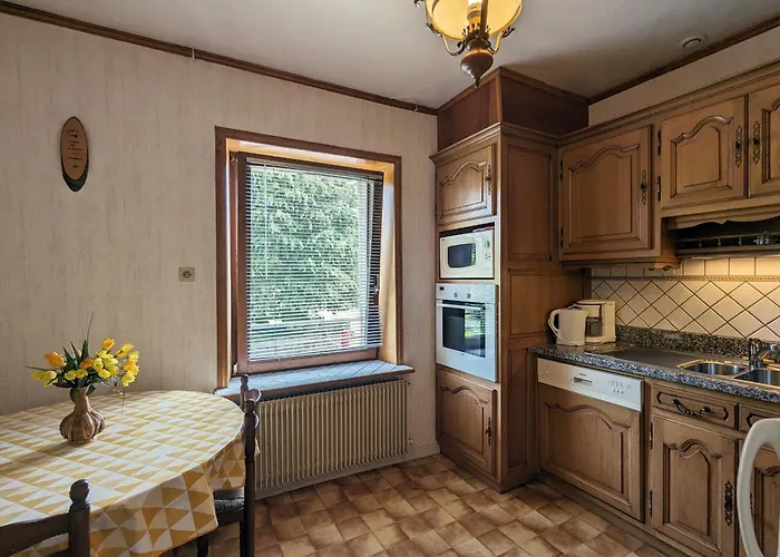 Familial Avec Jardin, Cheminee Et Parking A Jussarupt, Pres De Gerardmer - Fr-1-589-320